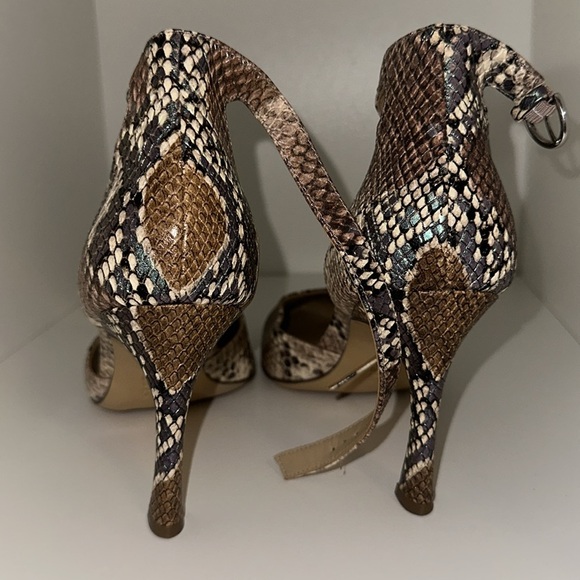 Naturalizer Brown Snakeskin Women's Heels - Picture 3 of 6